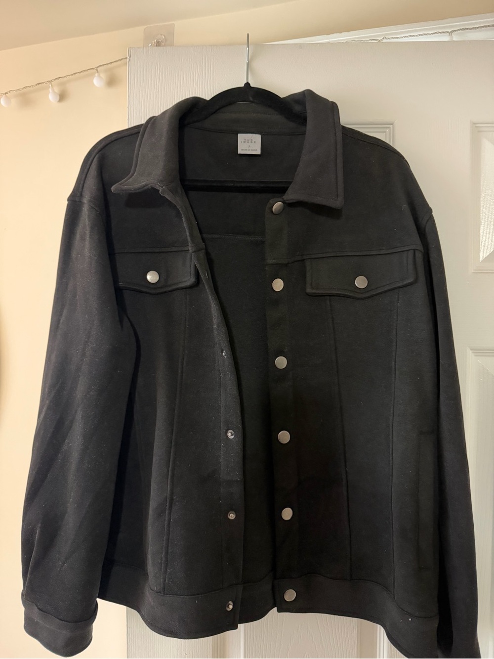 Women's Black Snap-Front Lightweight Shirt Jacket
